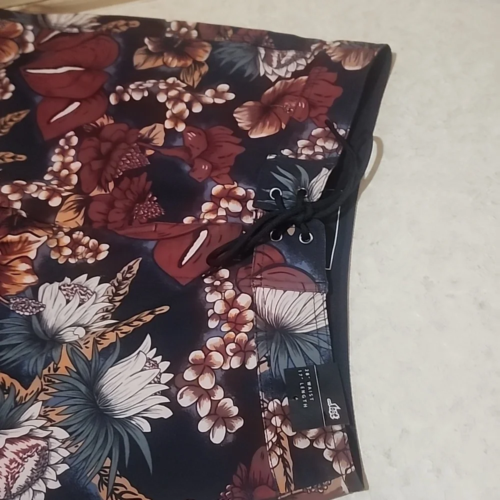 LOST Swim Trunks Boardshorts size36  NEW